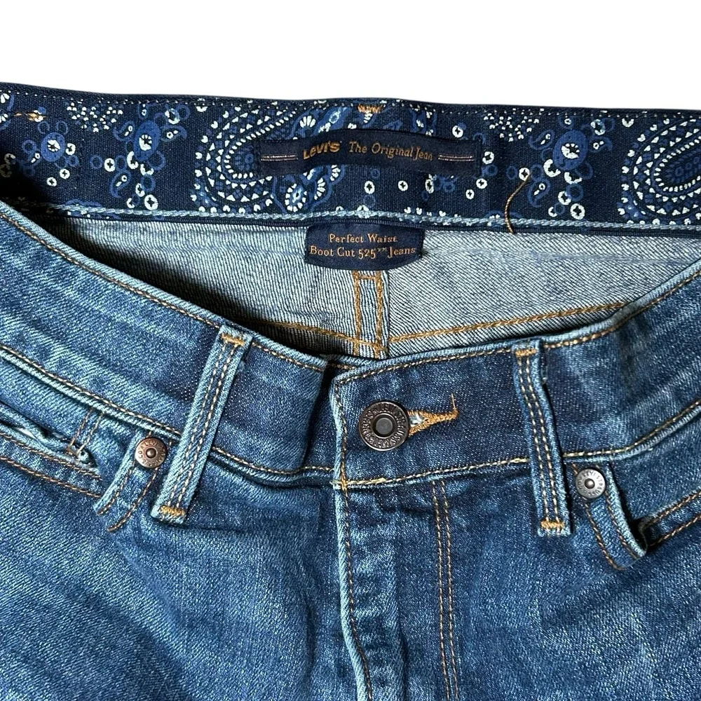 Levis 525 Womens Size 6M Blue Denim Jeans Bootcut With Back Button Pockets - Picture 7 of 8